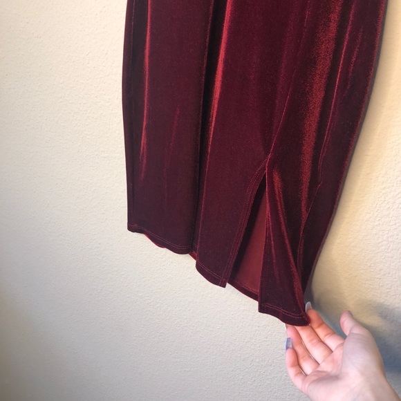 Red silk mini/midi dress - Picture 2 of 4